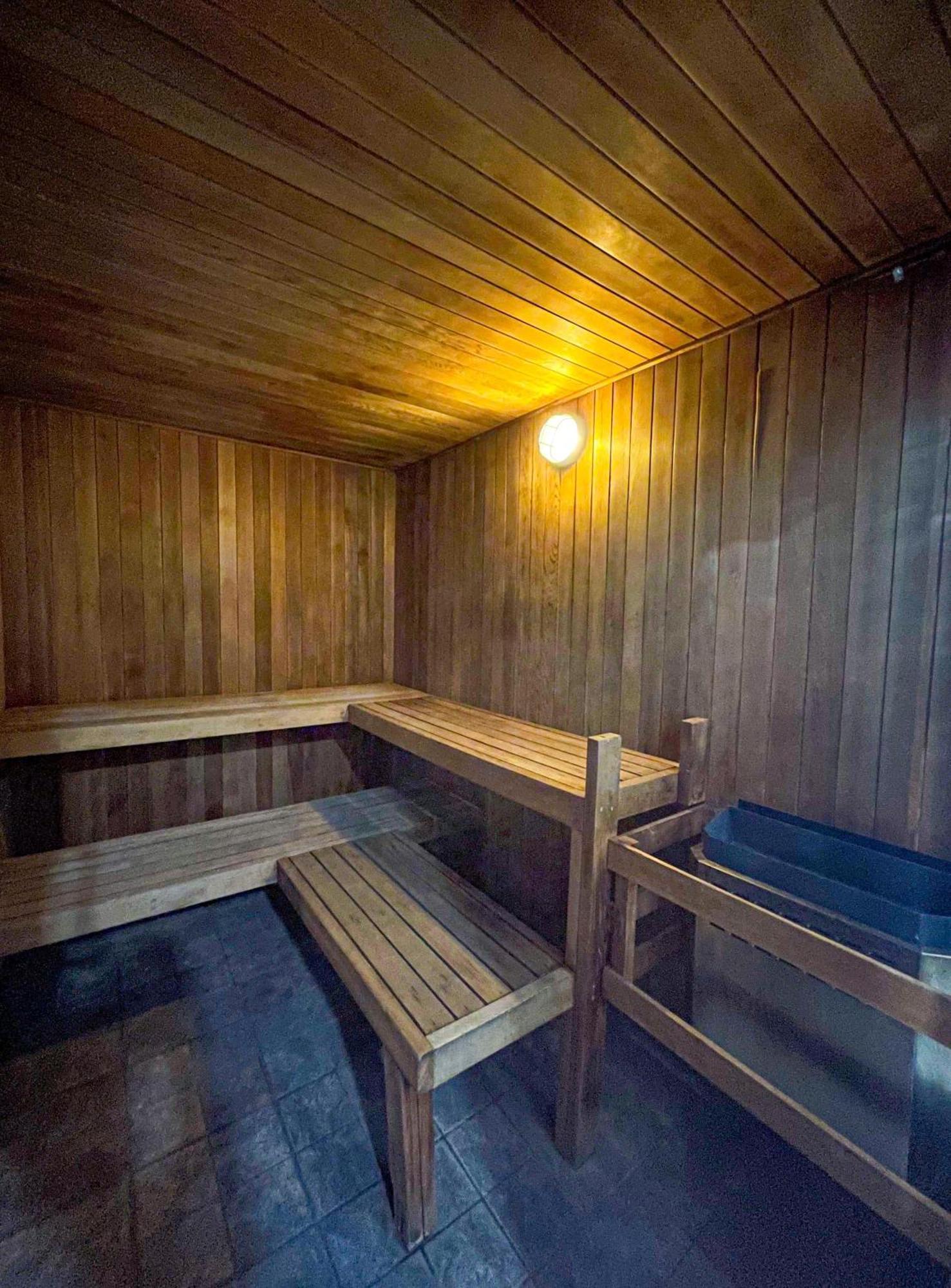 Alpenglow Lodge Bear Wonder One Bedroom By Mva Уистлер Экстерьер фото